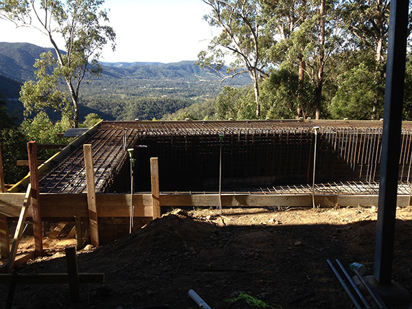 Out of ground concrete pool